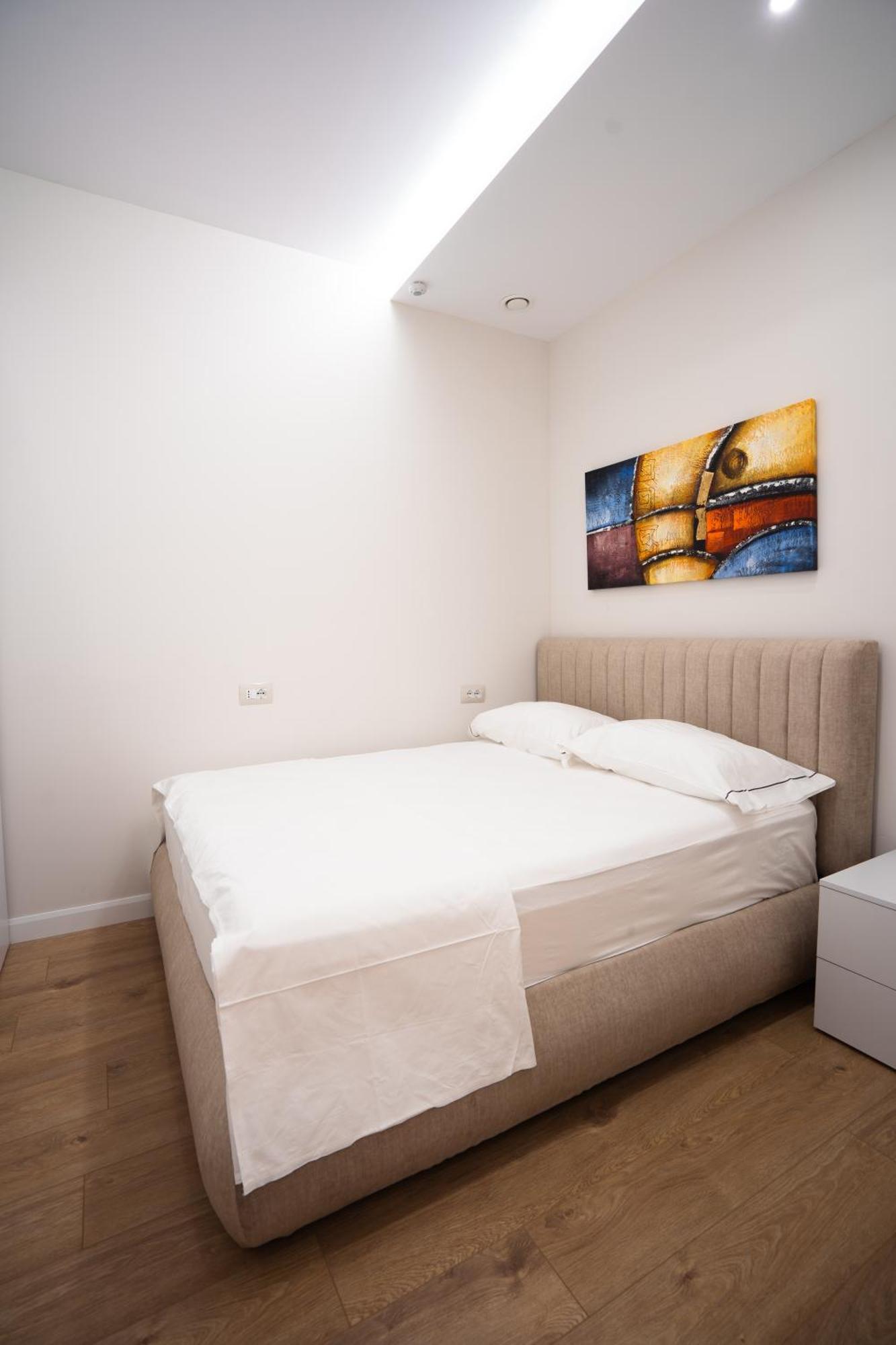 Tirana Elite Apartments ภายนอก รูปภาพ