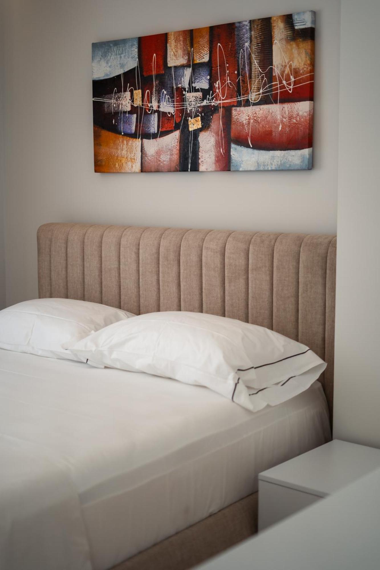 Tirana Elite Apartments ภายนอก รูปภาพ