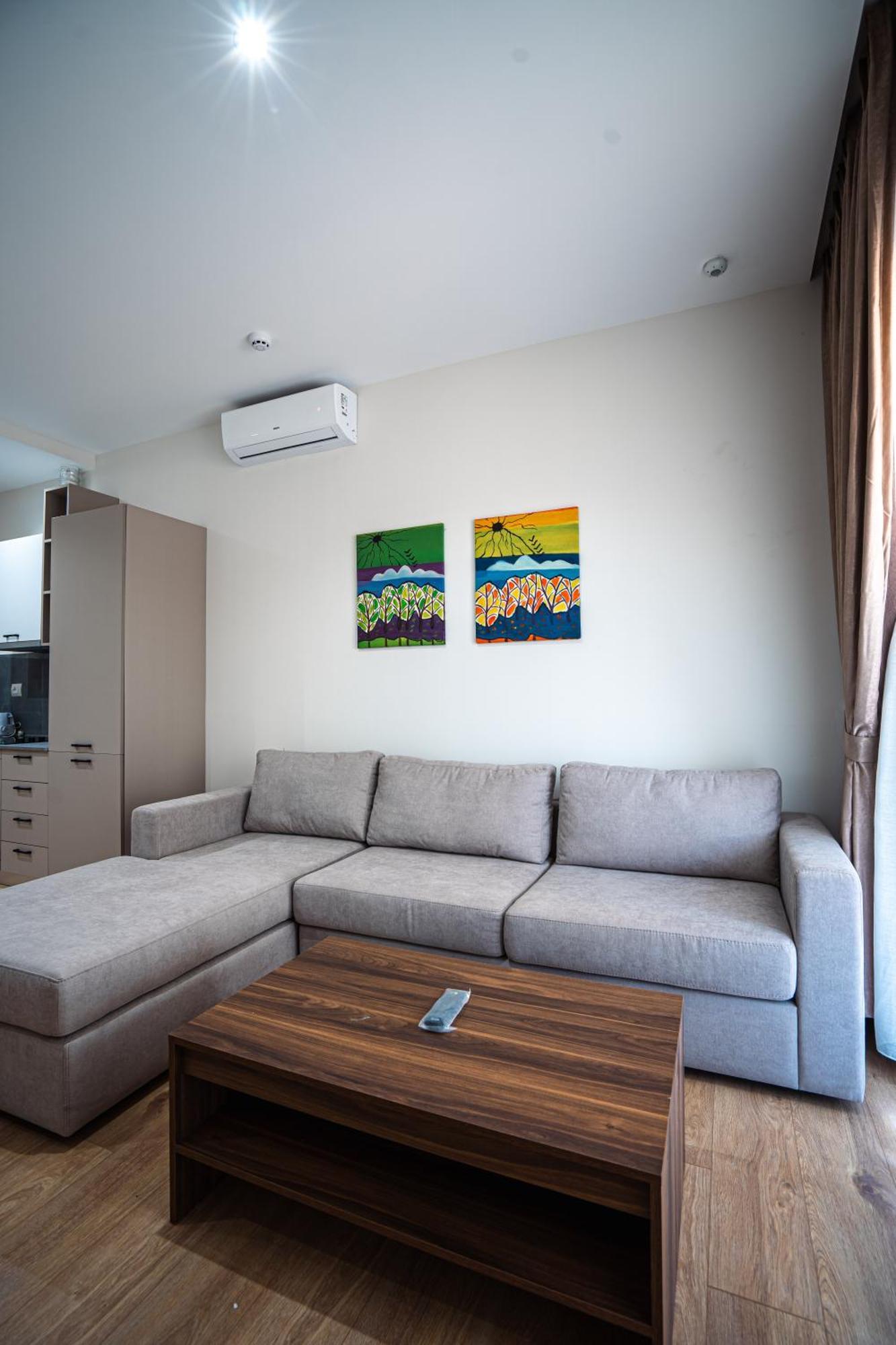 Tirana Elite Apartments ภายนอก รูปภาพ