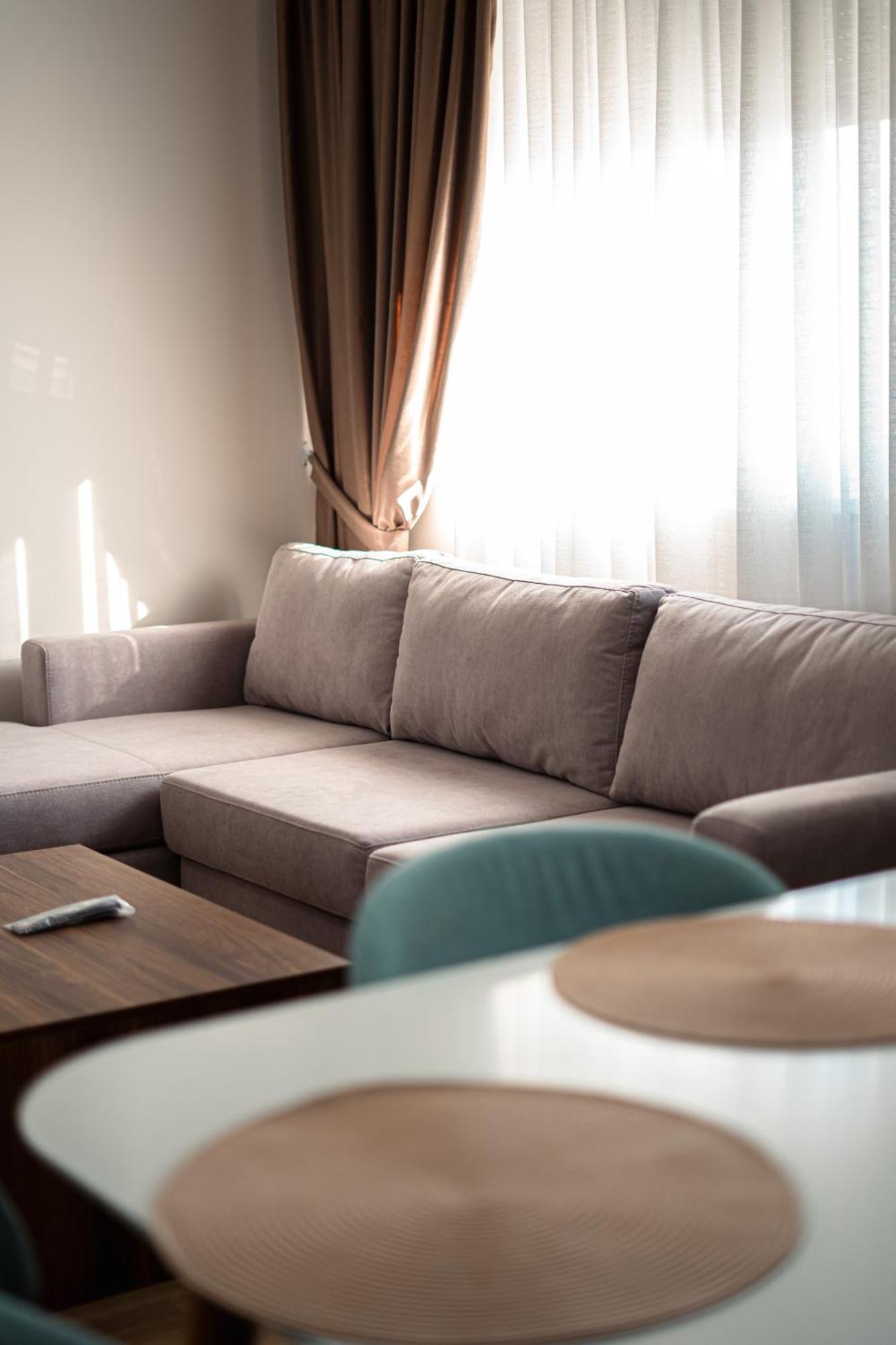 Tirana Elite Apartments ภายนอก รูปภาพ