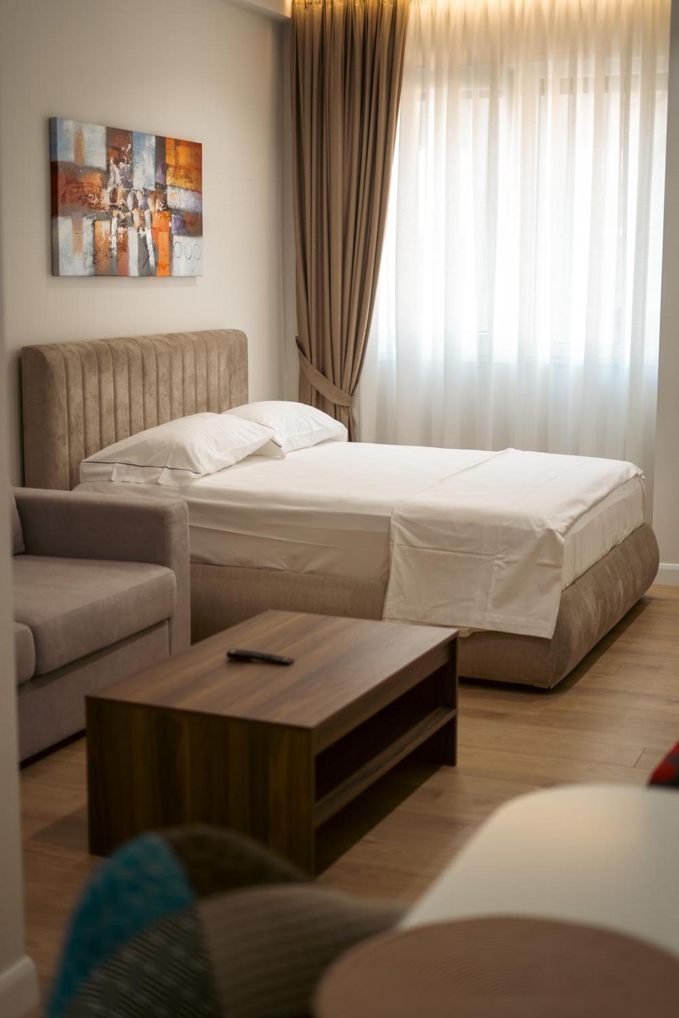 Tirana Elite Apartments ภายนอก รูปภาพ